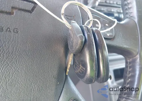 2005 Chevrolet Silverado 1500 Z71 из США, поврежденный, VIN 2GCEK13T251237791